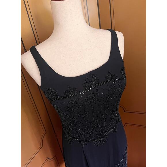 Mini black silk dress embroidered with pearls by Adrianna Papell, size 4 - Picture 6 of 7